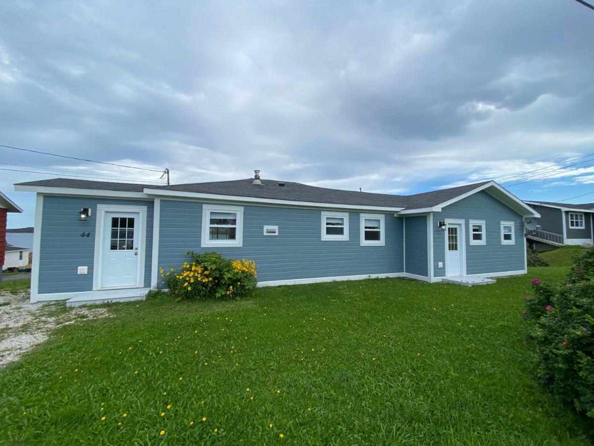 Villa Rocky Harbour Oceanfront Exterior foto